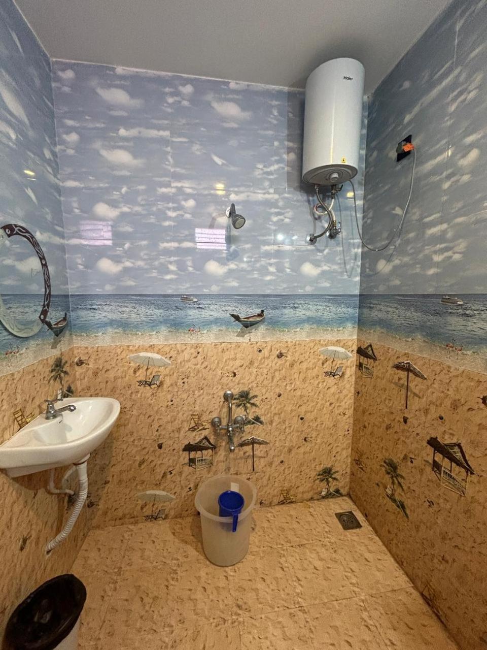 فندق The Ocean Grand بونديتْشيري المظهر الخارجي الصورة