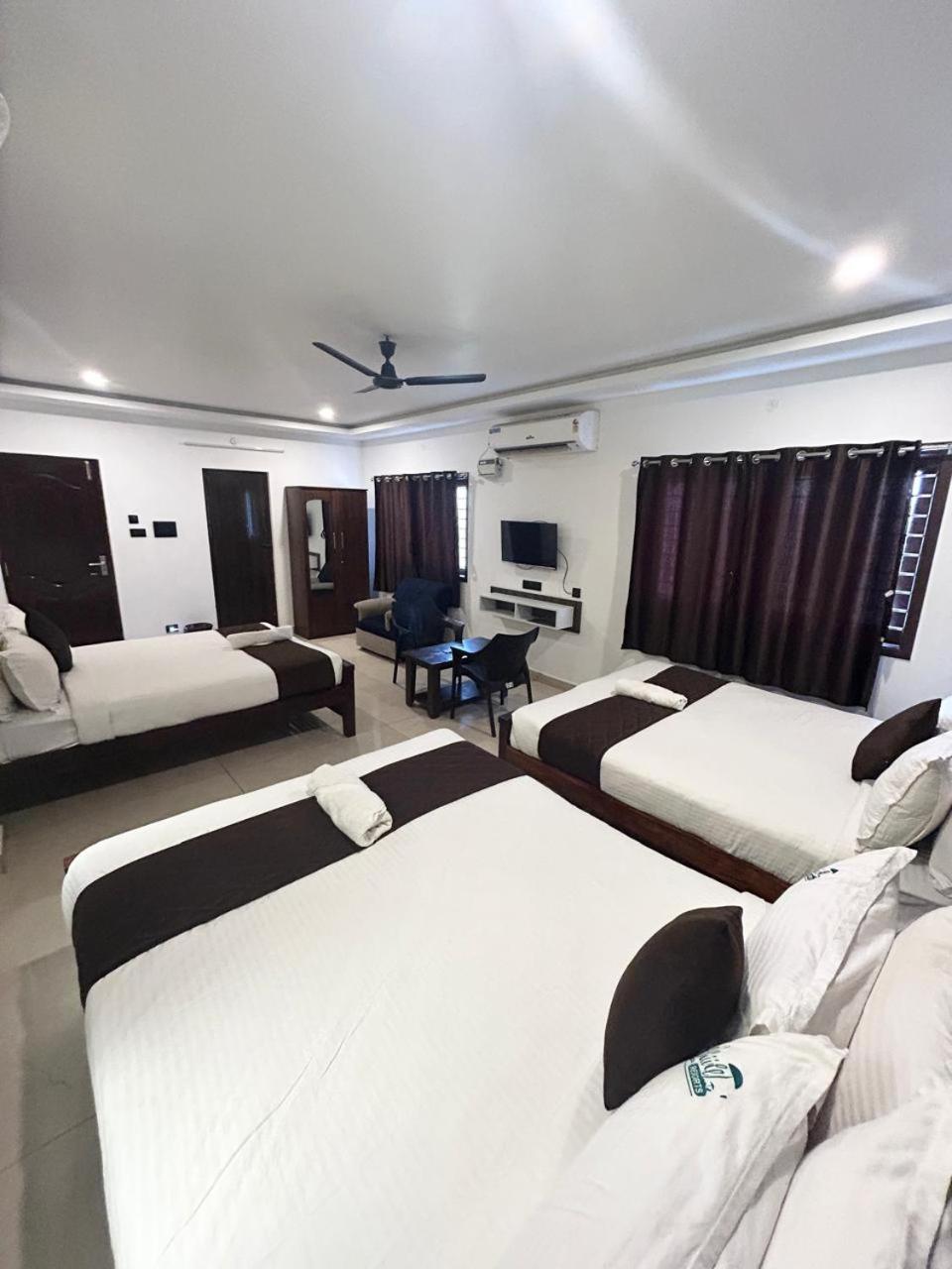 فندق The Ocean Grand بونديتْشيري المظهر الخارجي الصورة
