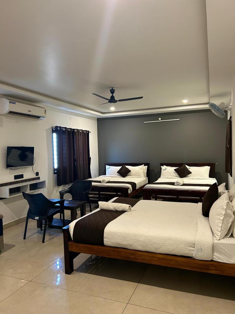 فندق The Ocean Grand بونديتْشيري المظهر الخارجي الصورة