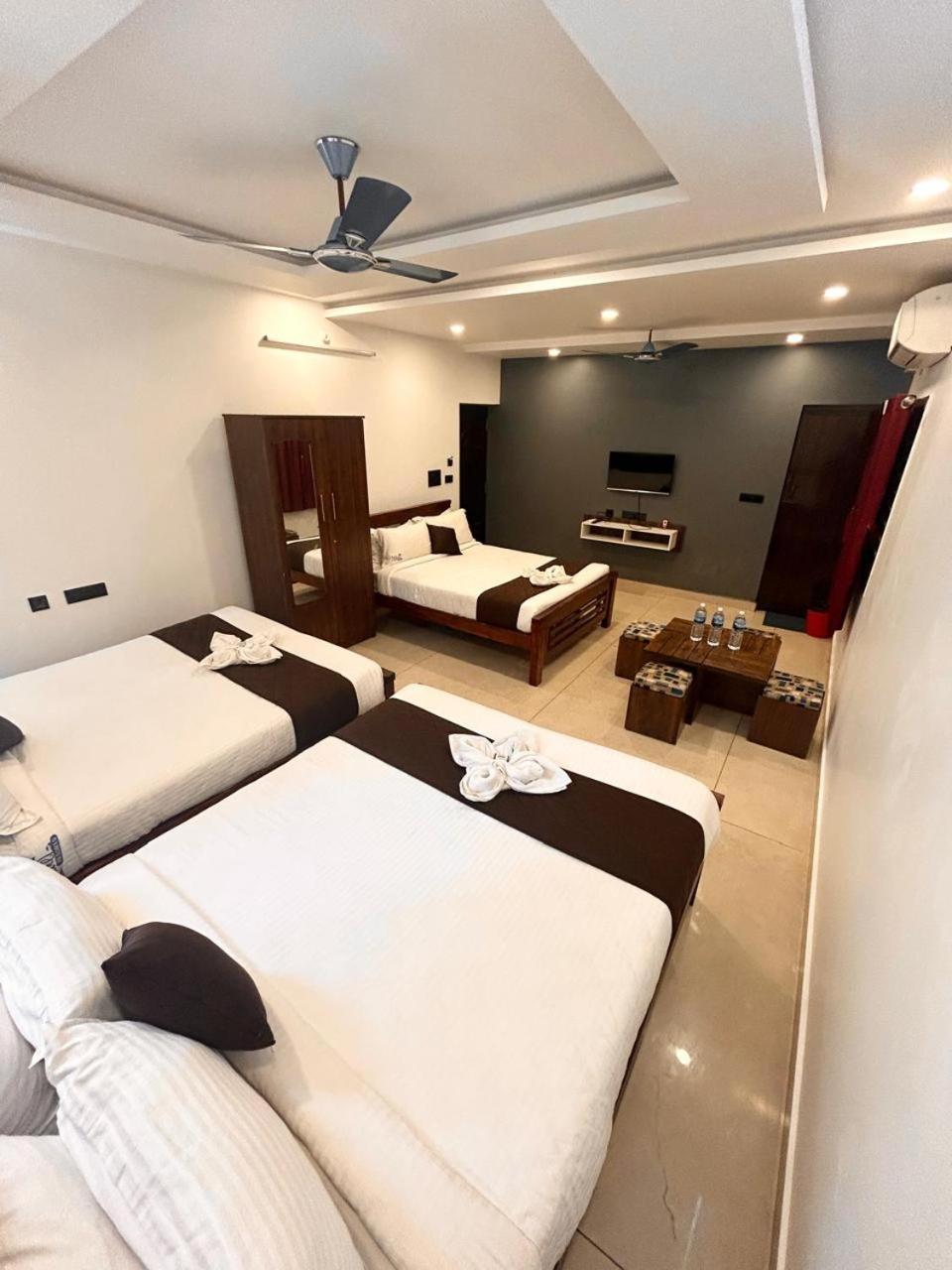 فندق The Ocean Grand بونديتْشيري المظهر الخارجي الصورة