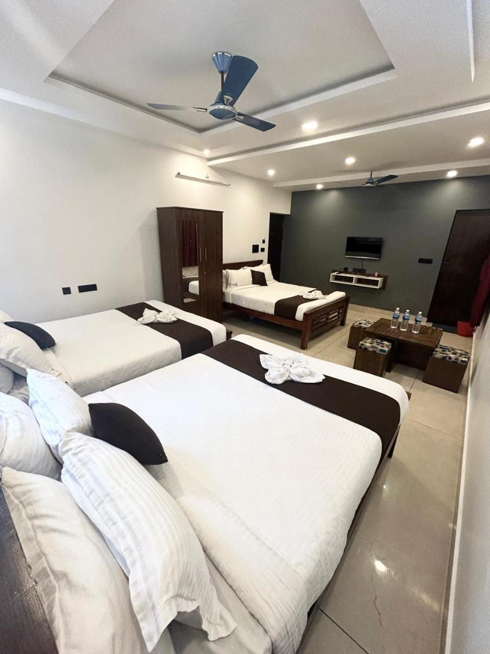 فندق The Ocean Grand بونديتْشيري المظهر الخارجي الصورة
